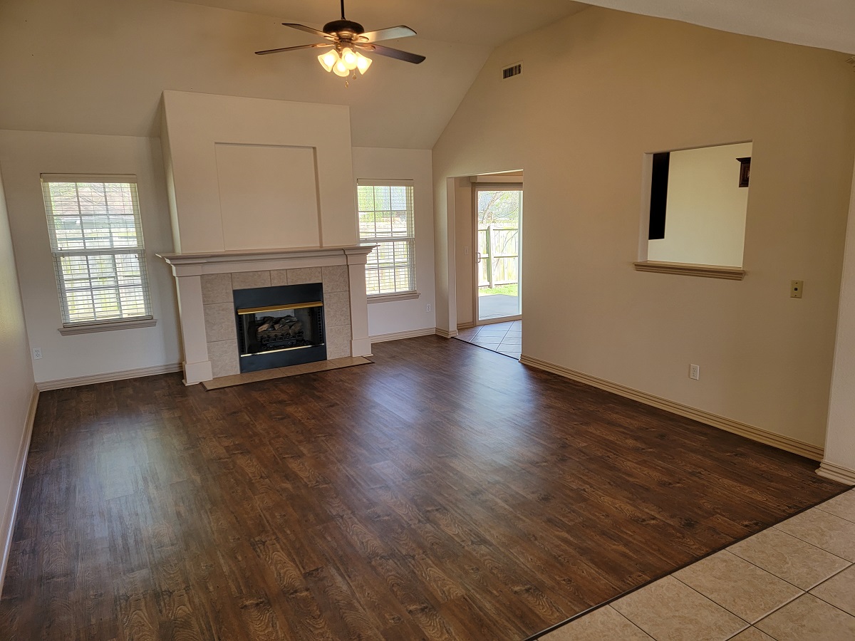 Rent house in Siloam Springs